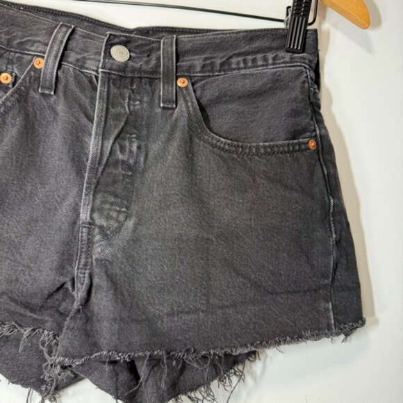 LEVI’S 501® ORIGINAL FIT HIGH RISE WOMEN'S SHORTS SIZE 26 - Picture 10 of 15